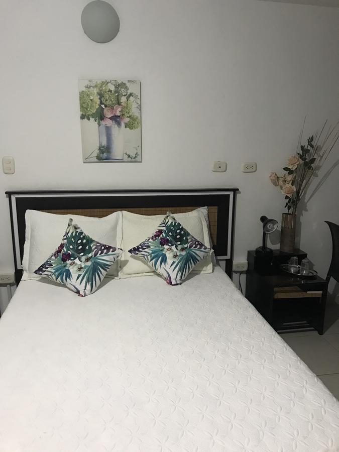 Hotel Meson De Las Flores Armenia  Ngoại thất bức ảnh